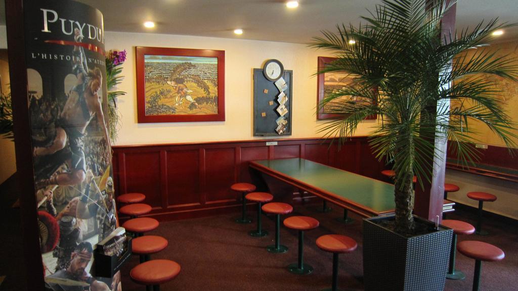 Quick Palace Nantes La Beaujoire Exterior foto Interior of a typical restaurant