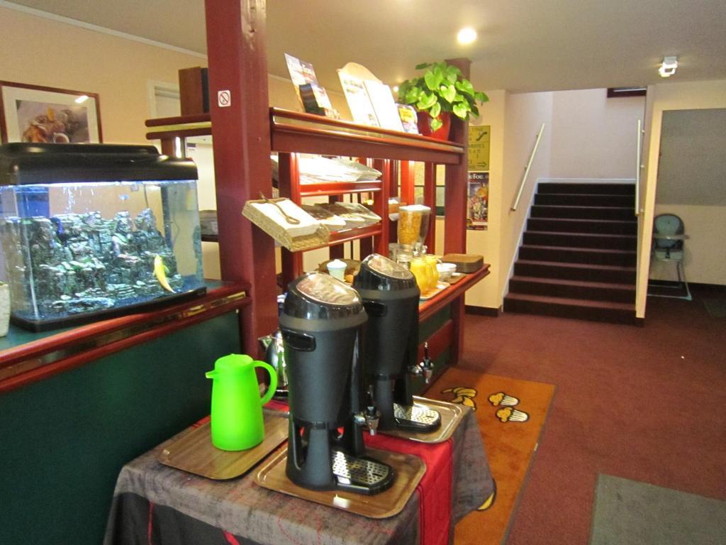 Quick Palace Nantes La Beaujoire Exterior foto A typical Japanese ryokan